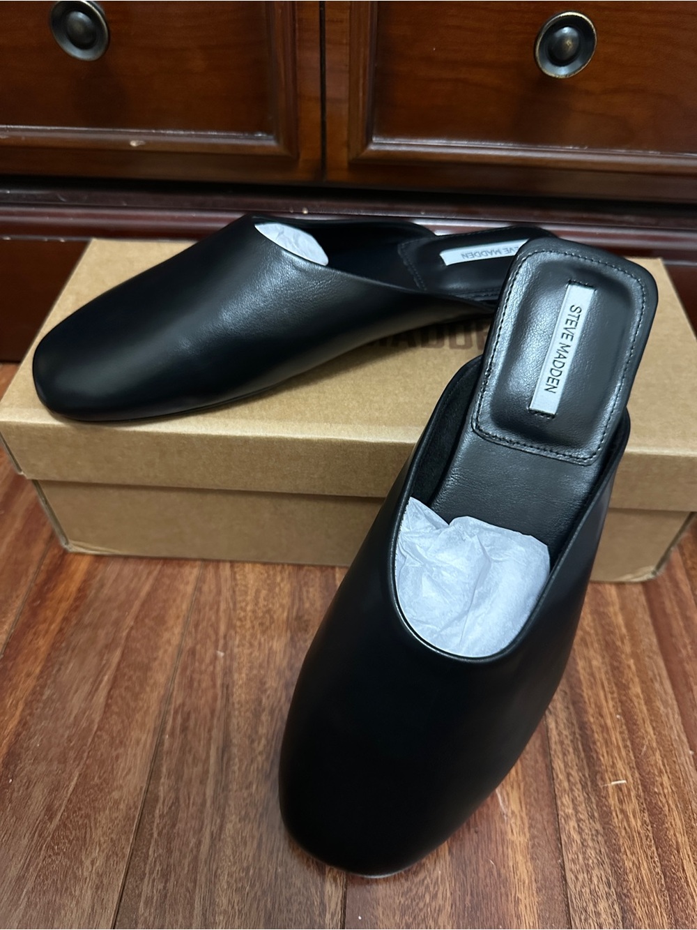 Steve Madden Black Leather Slip-On Mules